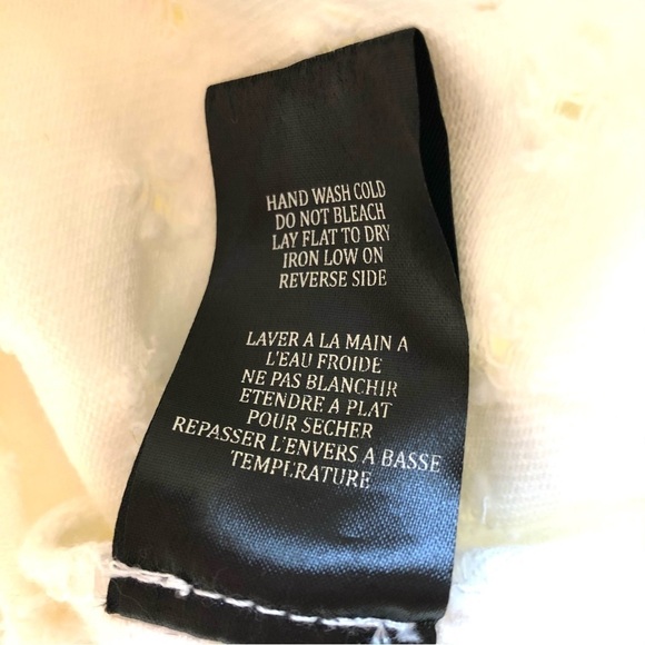 Blank NYC Eyes On You white jean Jacket denim trucker style distressed - Picture 14 of 15